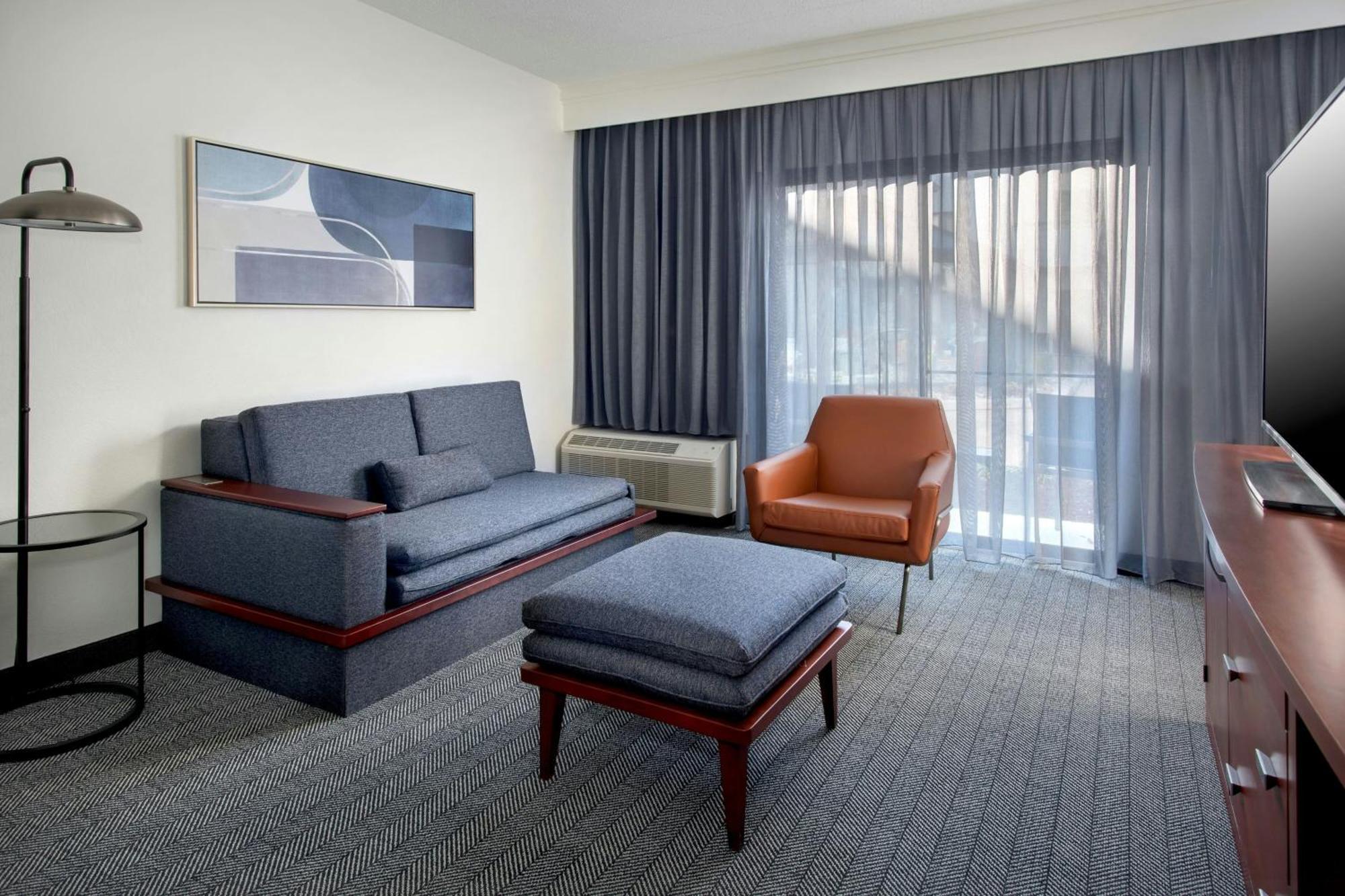 คอร์ตยาร์ด แอนนาโปลิส Hotel แอนแนโพลิส ภายนอก รูปภาพ